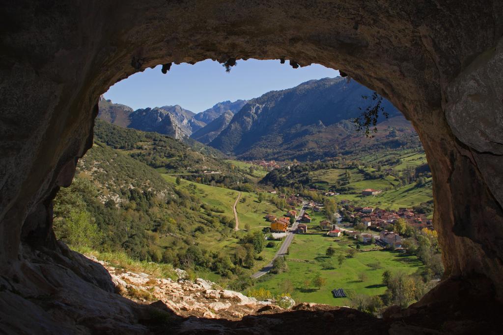 Casa Rural La Regoria Кареня де Кабралес Екстериор снимка