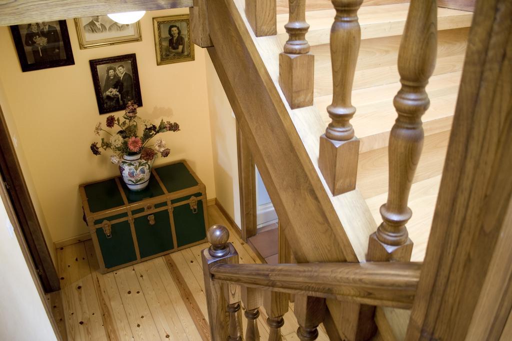 Casa Rural La Regoria Кареня де Кабралес Екстериор снимка