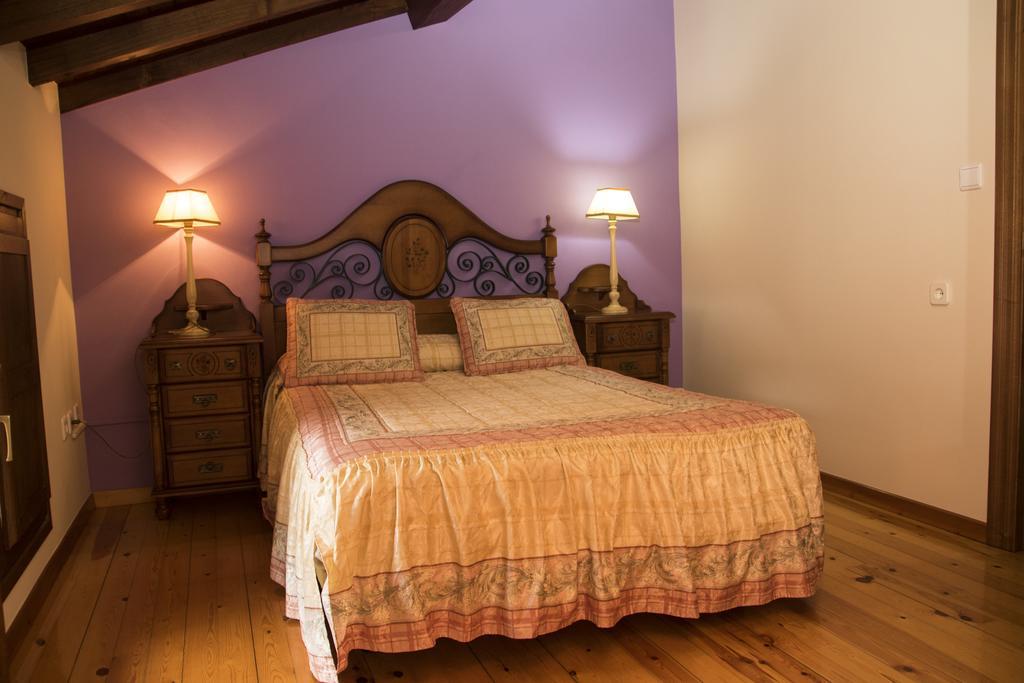 Casa Rural La Regoria Кареня де Кабралес Екстериор снимка